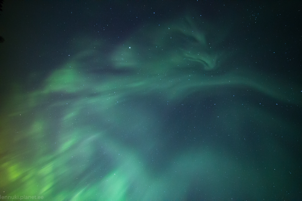 �� night star sky virmalised aurora borealis northel lihghts